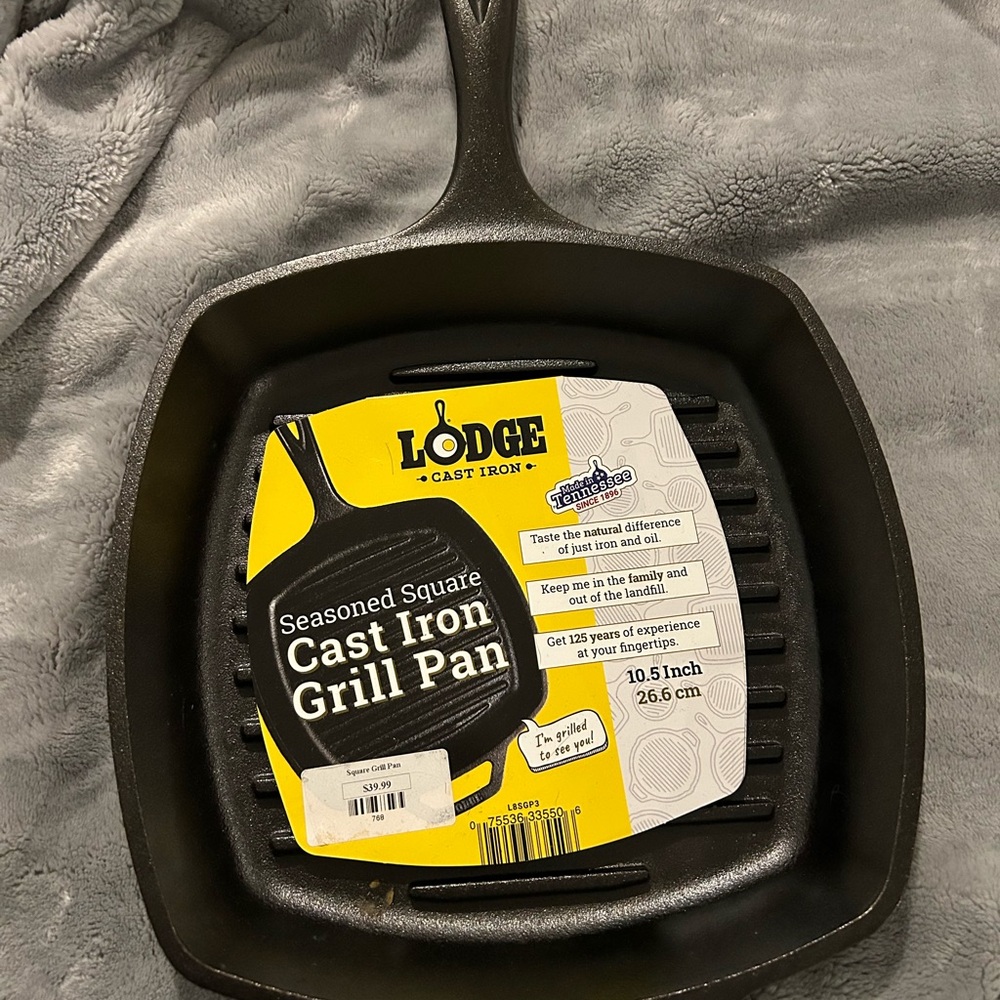 Lodge Black Cast Iron Square Grill Pan